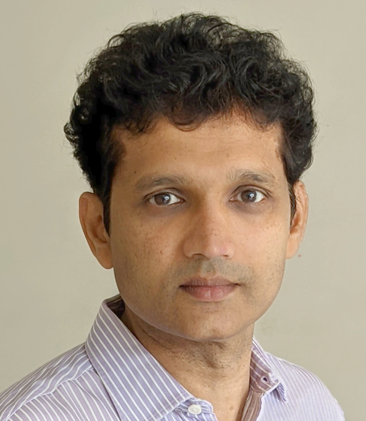 Dr. Naveen Sivadasan